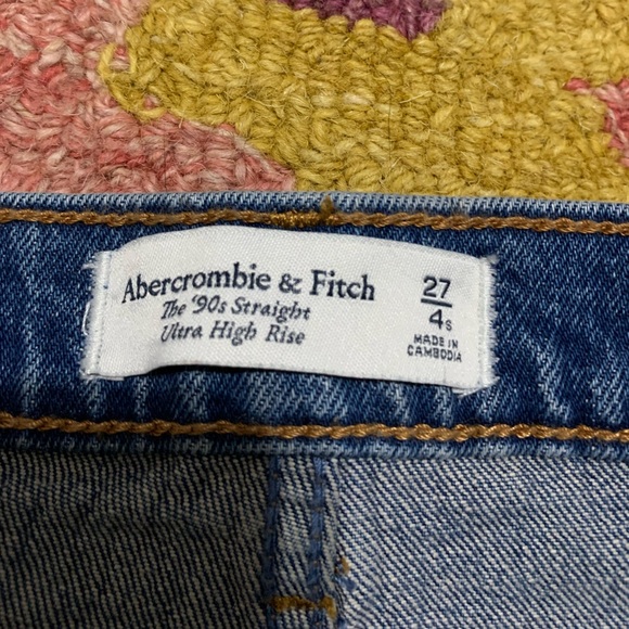 Jeans - Picture 6 of 6